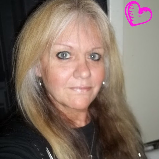 Vickie Davis Photo 42