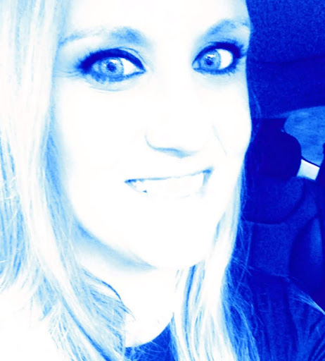 Angie Anderson Photo 37