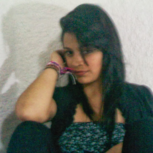 Angelica Guzman Photo 22