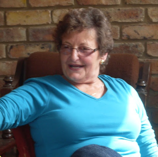 Lorraine Botha Photo 8
