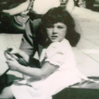 Lynn Arias Photo 17