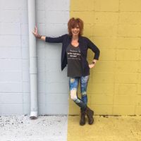 Colleen Abbott Photo 21
