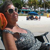 Sandra Morris Photo 39