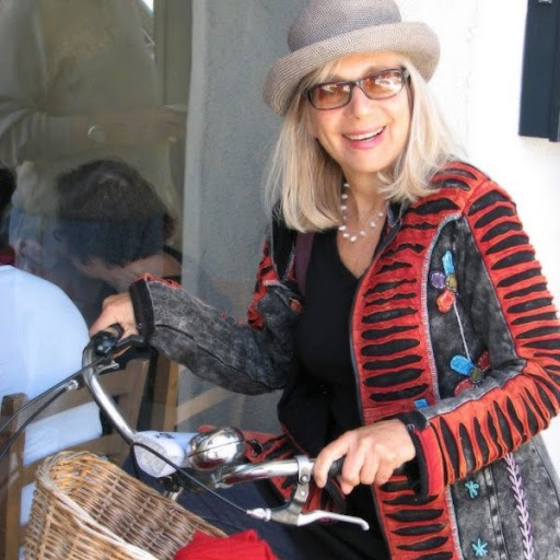 Laurie Roth Photo 23