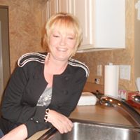 Janet May Photo 26