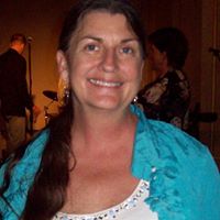 Laura Kerns Photo 28