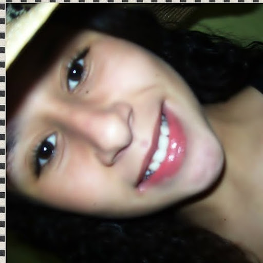 Emily Silveira Photo 16