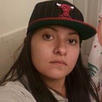 Julie Cervantes Photo 17