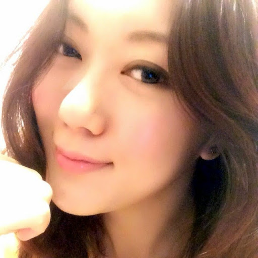 Lily Lau Photo 7