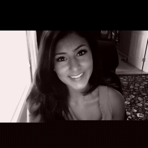 Samantha Sayegh Photo 9