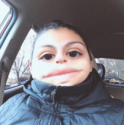 Elizabeth Grande Photo 20