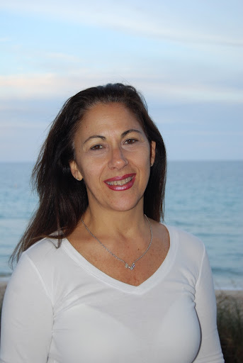 Lori Sterling Photo 19