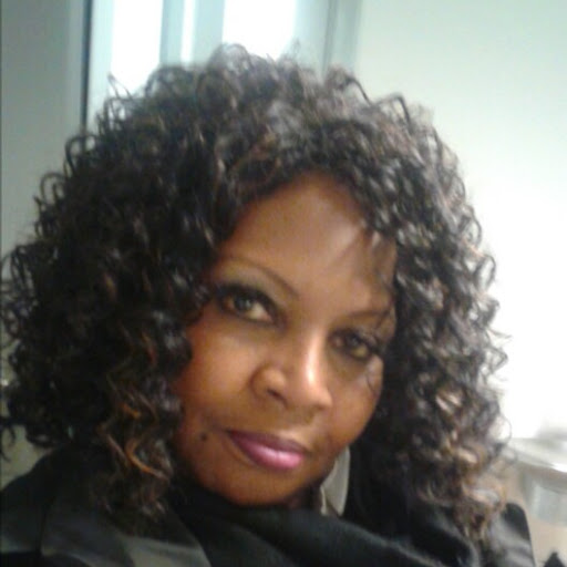 Carolyn Whitfield Photo 17