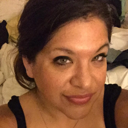 Sara Gonzales Photo 21