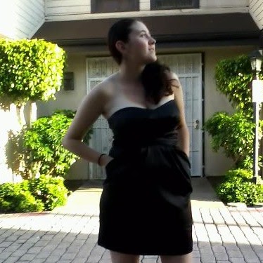 Elizabeth Barba Photo 25