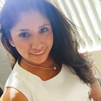 Adriana Garzon Photo 26