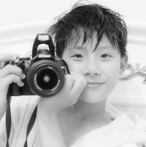 Qi Zhou Photo 13