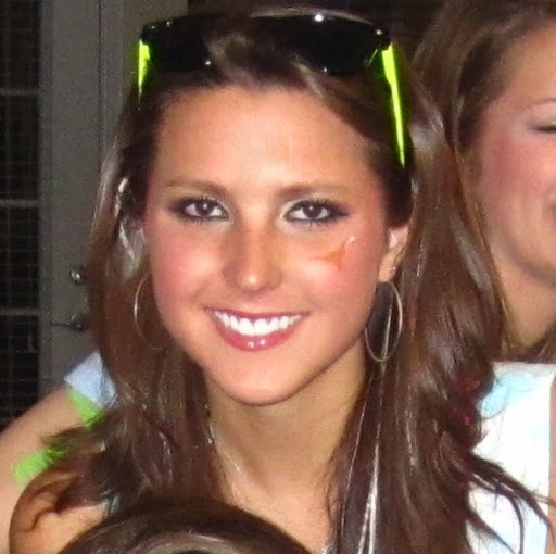 Carley Cunningham Photo 11