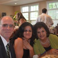 Elizabeth Howes Photo 17