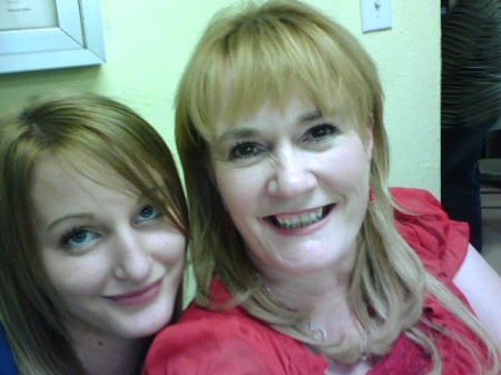 Lori Simmons Photo 26