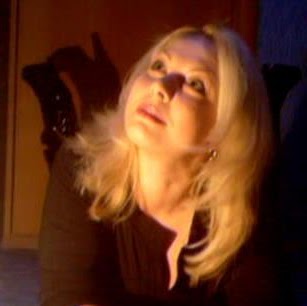 Sharon Reynolds Photo 16