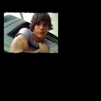 Cameron Gomez Photo 10