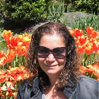 Denise Hahn Photo 26