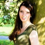 Christina Hedges Photo 16