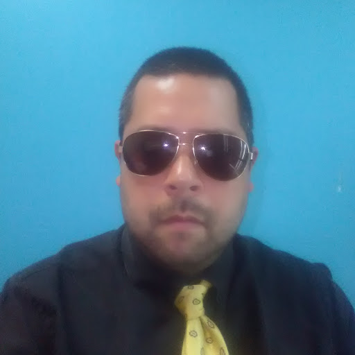 Peter Reyes Photo 19