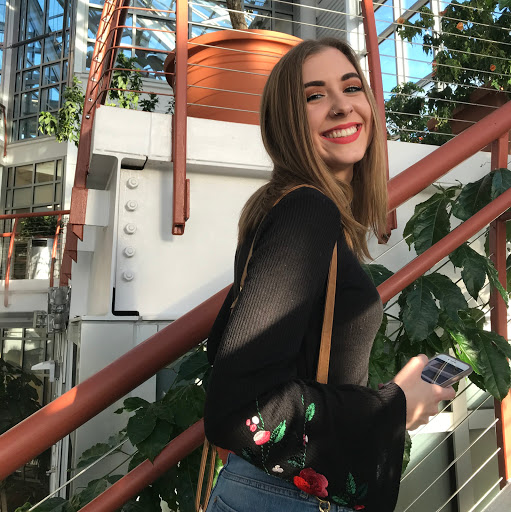 Hailey Walker Photo 26