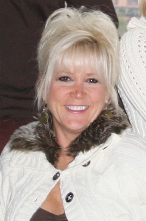 Mary Elliott Photo 13
