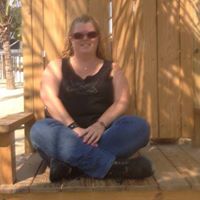 Pamela Dickey Photo 34