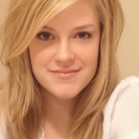 Samantha England Photo 16