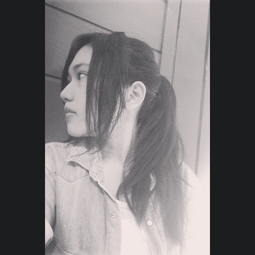 Sandra Stella Photo 16