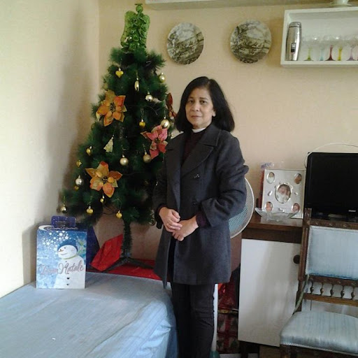 Lorna Santos Photo 30