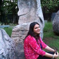 Esha Bhatia Photo 7
