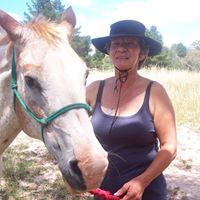 Gloria Elder Photo 24