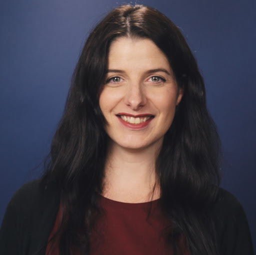 Sarah Lang Photo 25