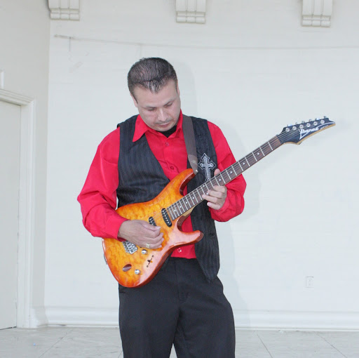 Eduardo Villela Photo 16