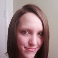 Danielle Benfield Photo 5