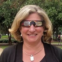 Lori Mann Photo 28