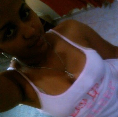 Elizabeth Andujar Photo 10