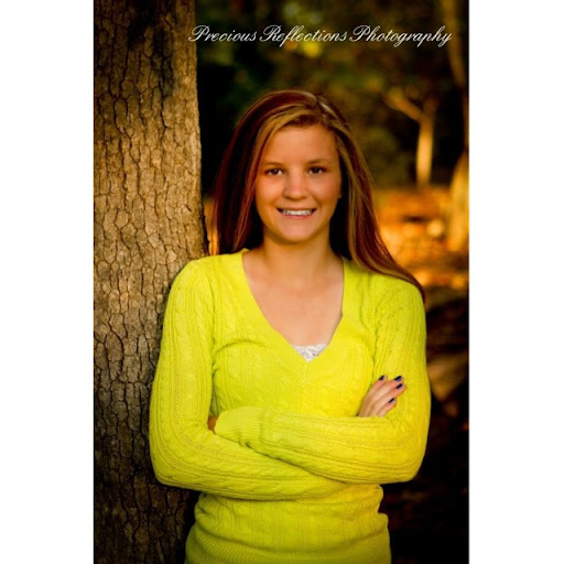 Brooke Mayger Photo 6