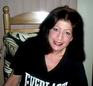 Robyn Brown Photo 18