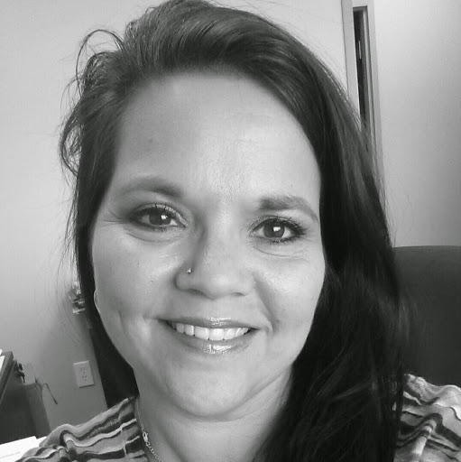 Bobbie Miller Photo 25
