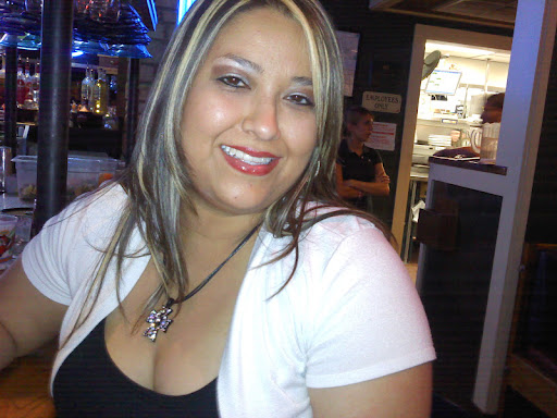 Roberta Sandoval Photo 17