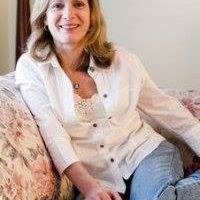 Carol Kakoczky Photo 6