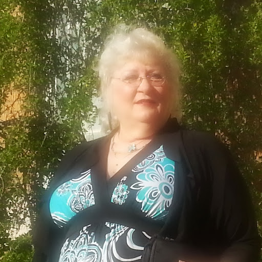 Terri Phillips Photo 22