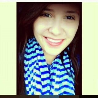 Karla Lopez Photo 47