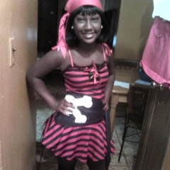 Mya Singleton Photo 1
